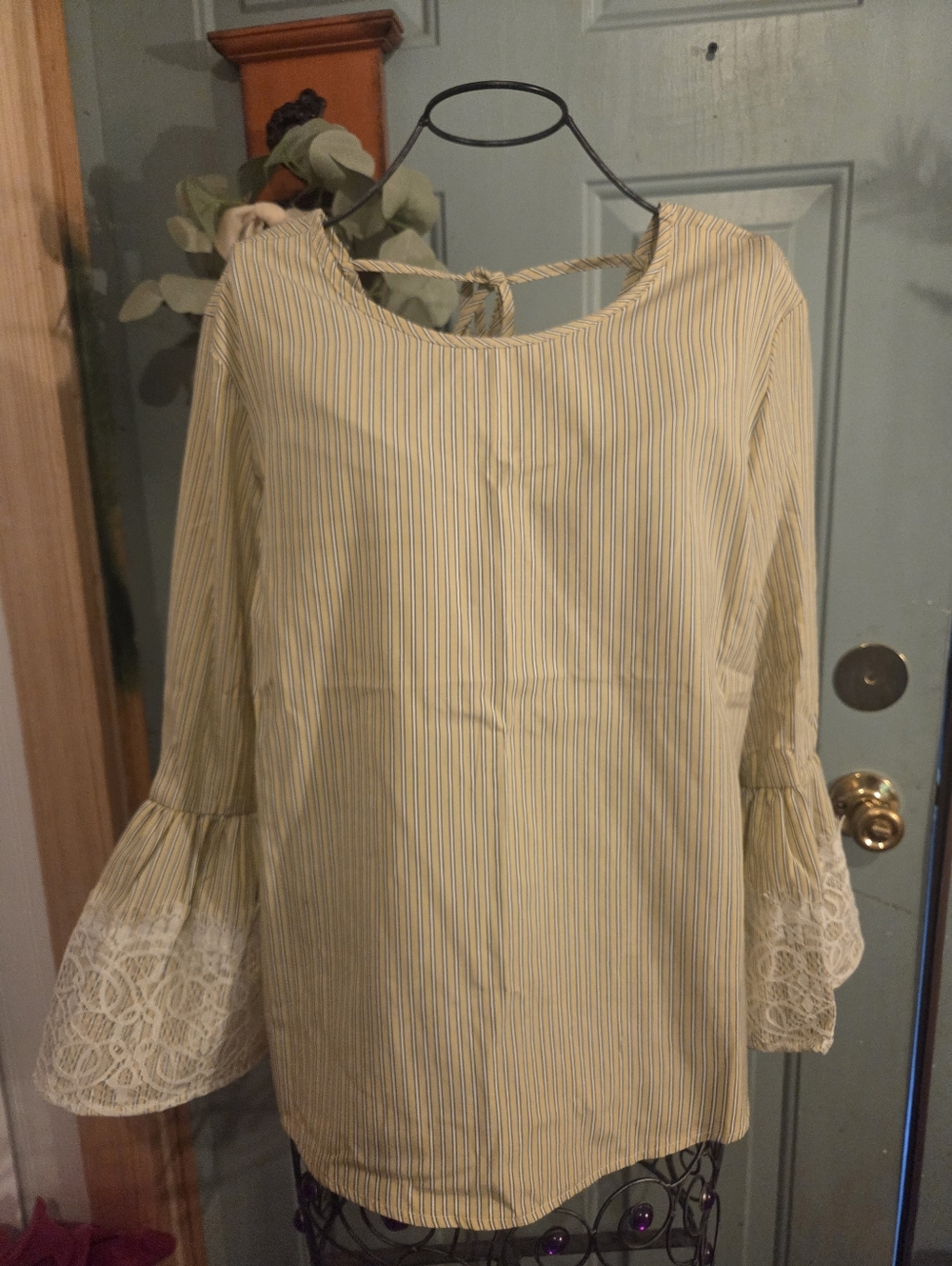 Kontrol Contemporary 3/4 Sleeve Top